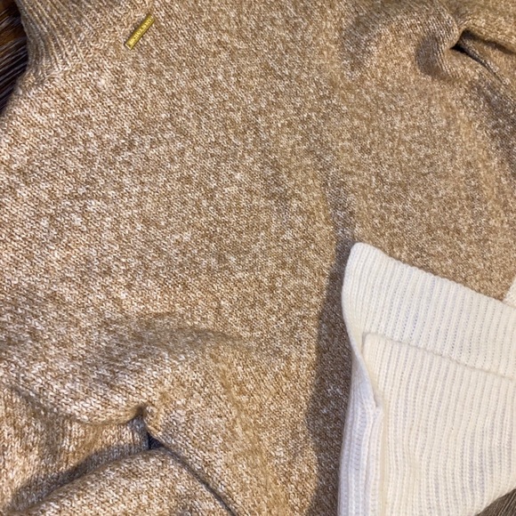 •NEW!• Michael Kors two tone sweater - Picture 4 of 11